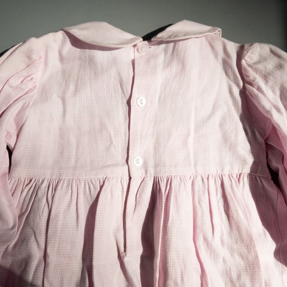 Girls size 18 months soft dress with smocked detail - Picture 3 of 3
